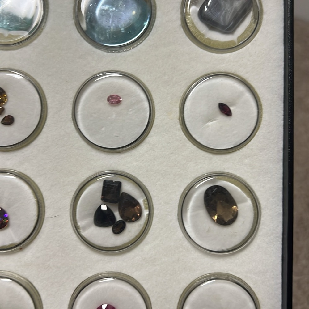 Gemstone Collection Display Box - Picture 7 of 9